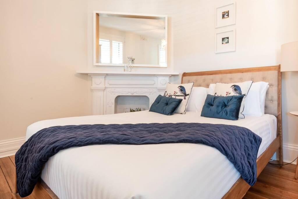 Historic Beauty In The Cbd! Parking And Wifi Apartment Launceston Exterior foto