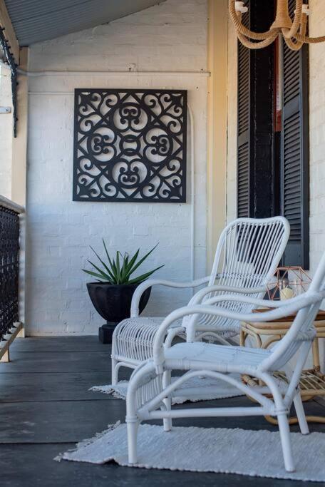 Historic Beauty In The Cbd! Parking And Wifi Apartment Launceston Exterior foto