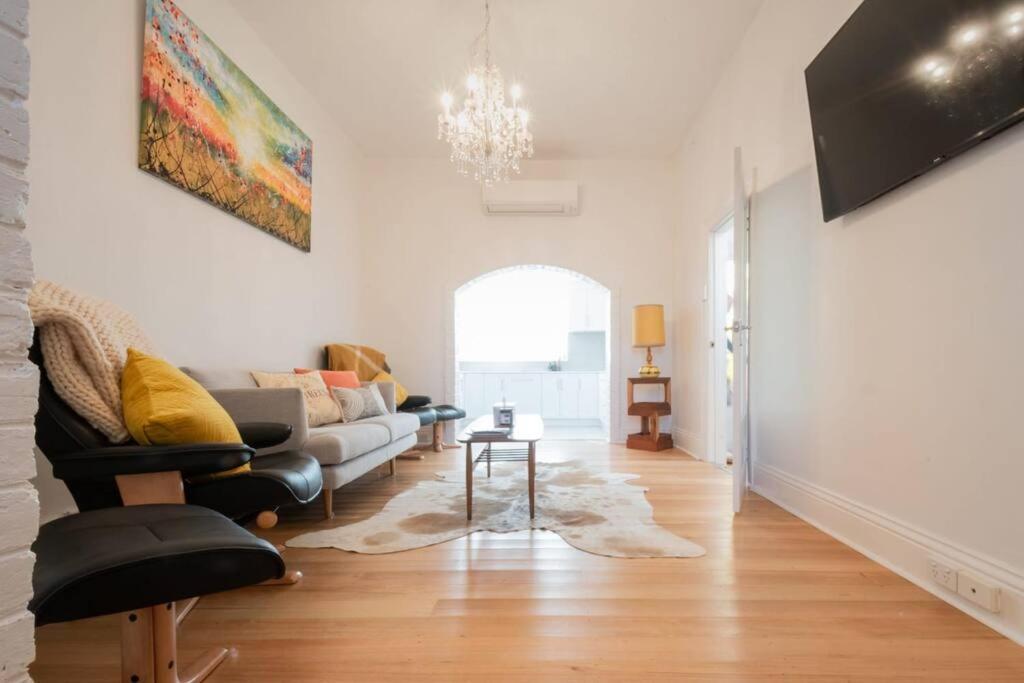 Historic Beauty In The Cbd! Parking And Wifi Apartment Launceston Exterior foto